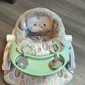 Fisher-Price SnugaMonkey Sit Me Up Floor Seat.